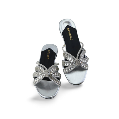 Rhinestone Strap Flat Sandals - Stylish and Comfortable for Any Occasion