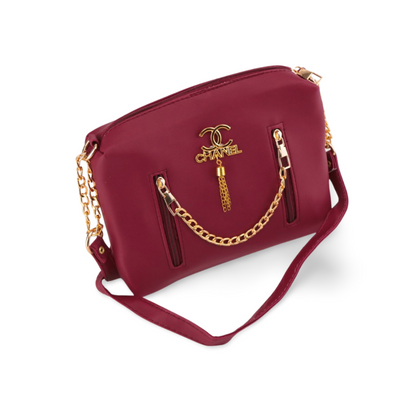 Stylish Crossbody Bag with Luxe Gold Chain and Tassel